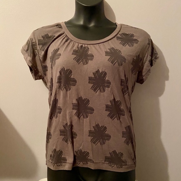Asterisk sheer women’s top - Picture 2 of 6